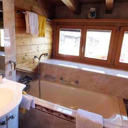 Dominic B By Interhome *